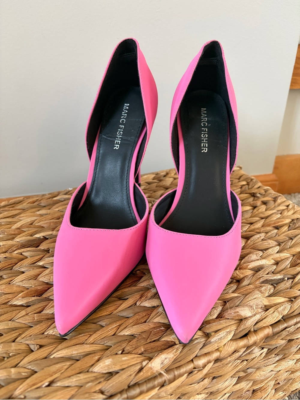 Marc Fisher Hot Pink Pointed D'Orsay Pumps size 8.5